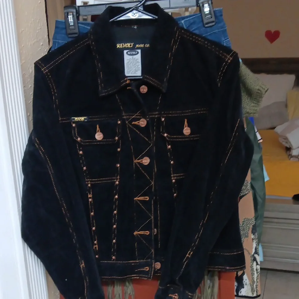 Women's Black Denim Jacket - Picture 3 of 8
